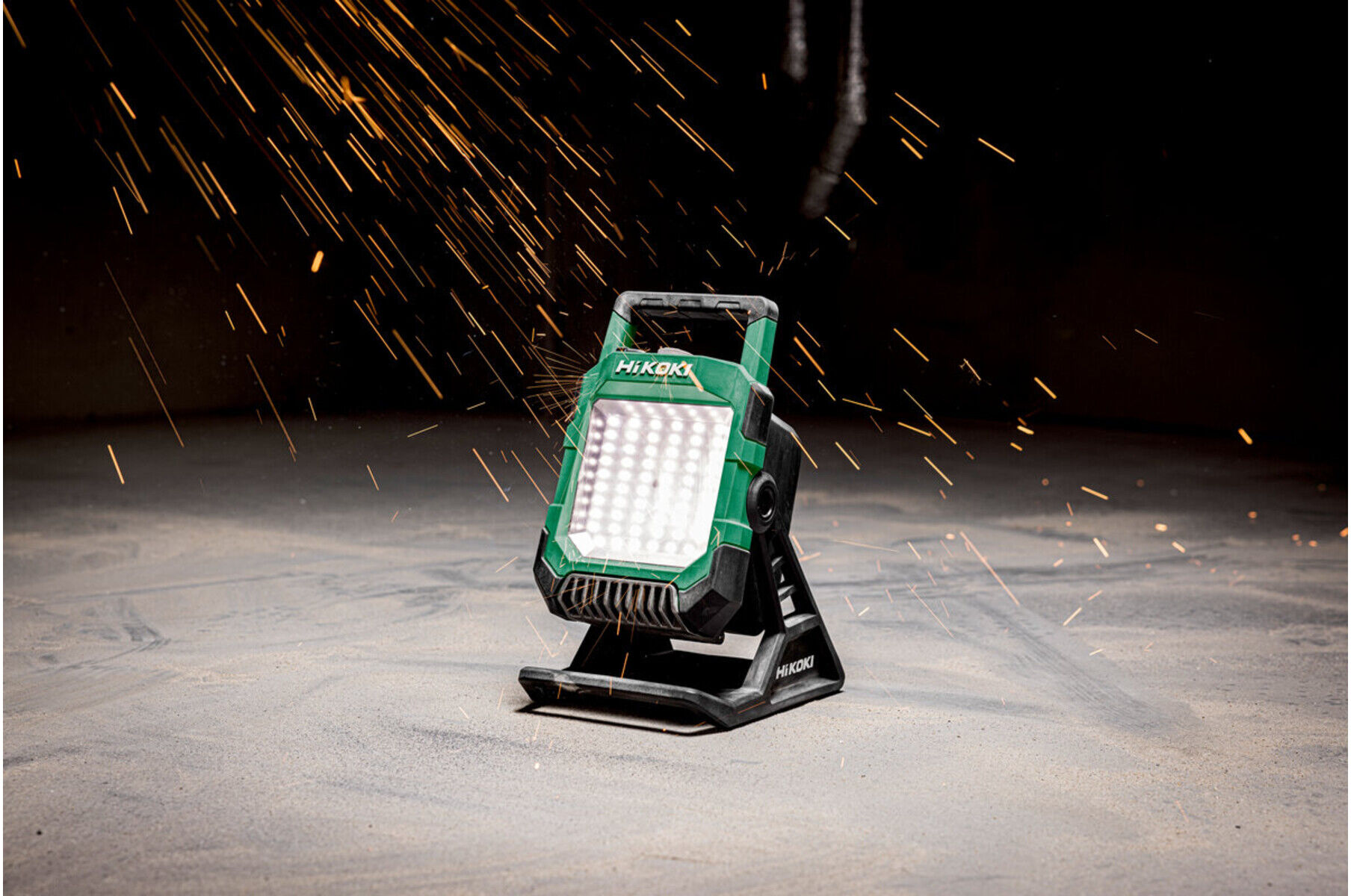 HiKOKI Akku-LED Baustellenstrahler 18V UB18DC (Basic) (UB18DCW4Z)