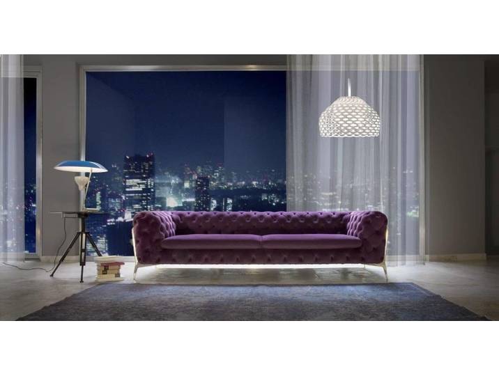 JVmoebel Chesterfield-Sofa Lila Polstercouch im Chesterfield-Design mit Luxus-Charakter, Made in Europa