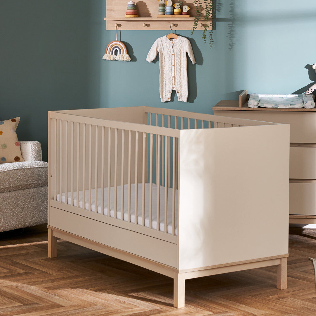 Obaby Astrid Cot Bed Cream Standard