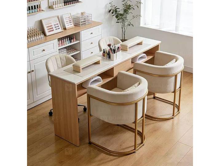 Table de manucure populaire en velours blanc avec tiroir, plateau en marbre, ensemble moderne pour salon de beauté et chaises de manucure