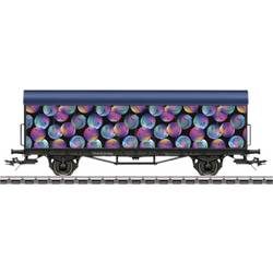 Märklin 48883 Gedeckter Güterwagen AC Zweiachsiger Güterwagen mit glatten Seitenwänden. Gleichstromradsatz E700580.