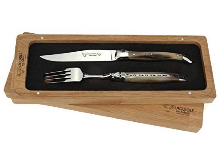 Laguiole en Aubrac - 1 Steakmesser und 1 Gabel Besteckset - Griff polierte Hornspitze - Original Frankreich mit Zertifikat