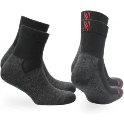 NORFOLK Wandersocken 60% Merinowolle, 2er, Anti-Blasen & Dämpfung Trekkingsocken, Leonardo QTR, Größe 43-46 in Schwarz Schwarz