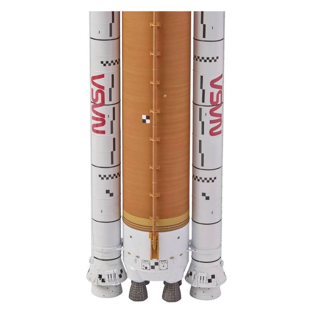 Revell NASA Artemis Space Launch System (SLS) (03760)