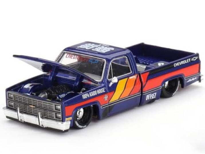 True Scale Miniatures Modellauto Kompatibel mit Chevrolet Silverado Kaido Works V2 Limited Edition 1/64 Druckguss Modellauto Kaido House KHMG099, Blau