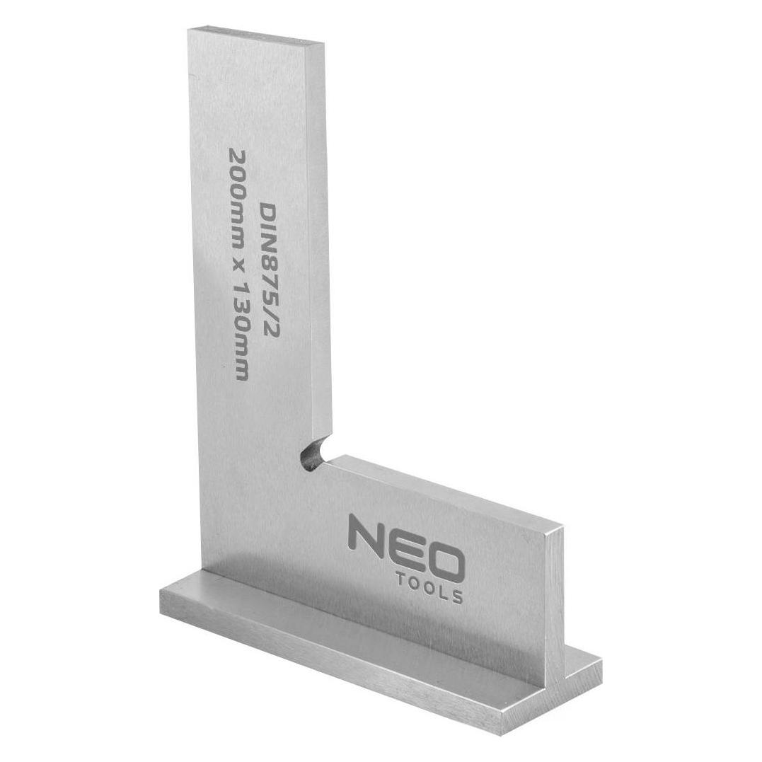 Neo Winkel (Winkel mit Sockel, DIN875). (72-033)