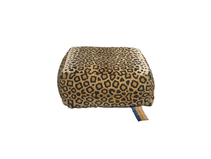 Doing Goods Leopard poef - 1.40.15.004.700.5