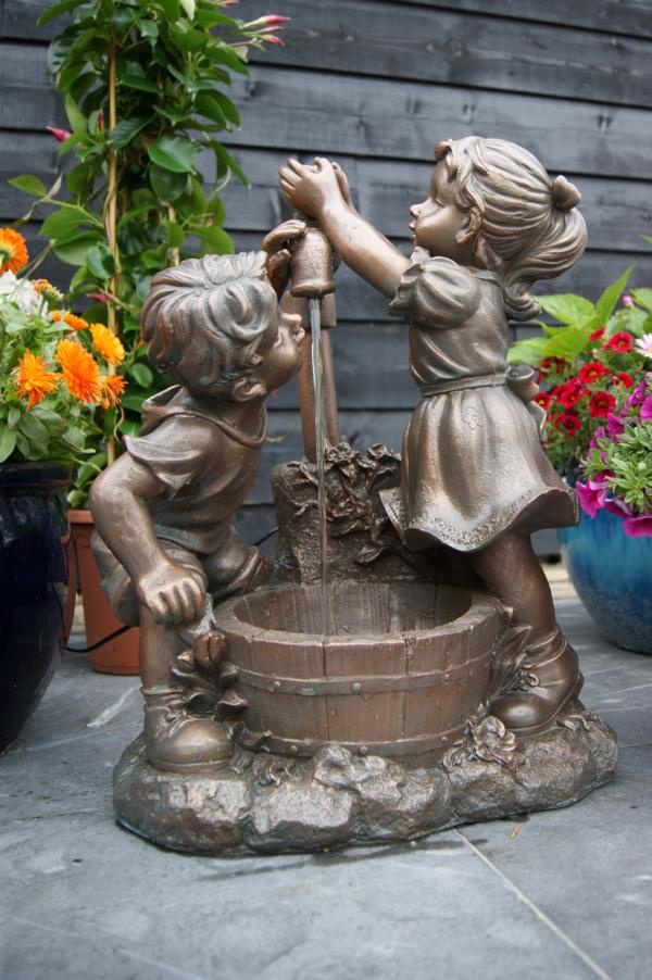OUTSIDELIVI Wasserspiel Memphis, Polyresin 350l/h - H64 x 47 x 26,5 cm 08430939