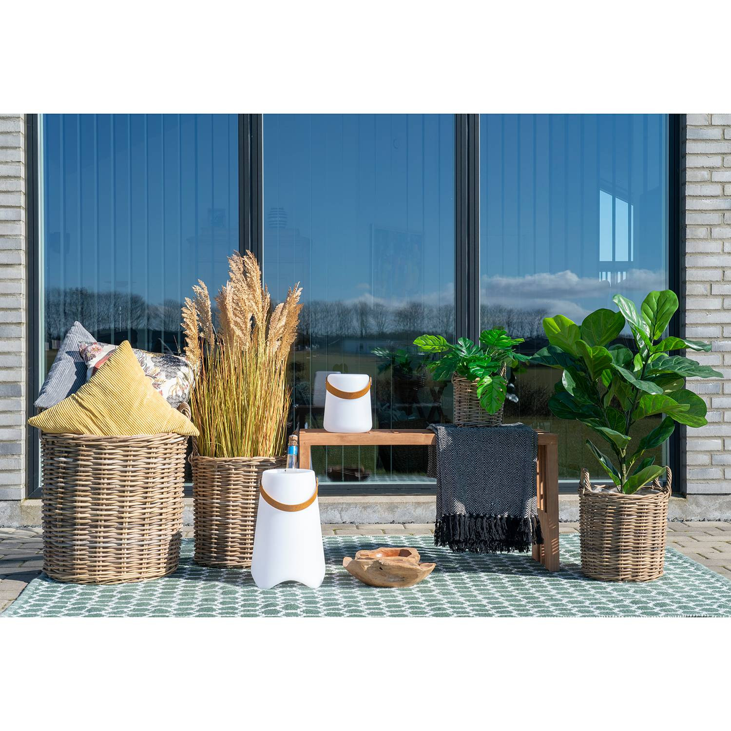 home24 Mand Caor bruin van rattan met open weefsel in boho stijl