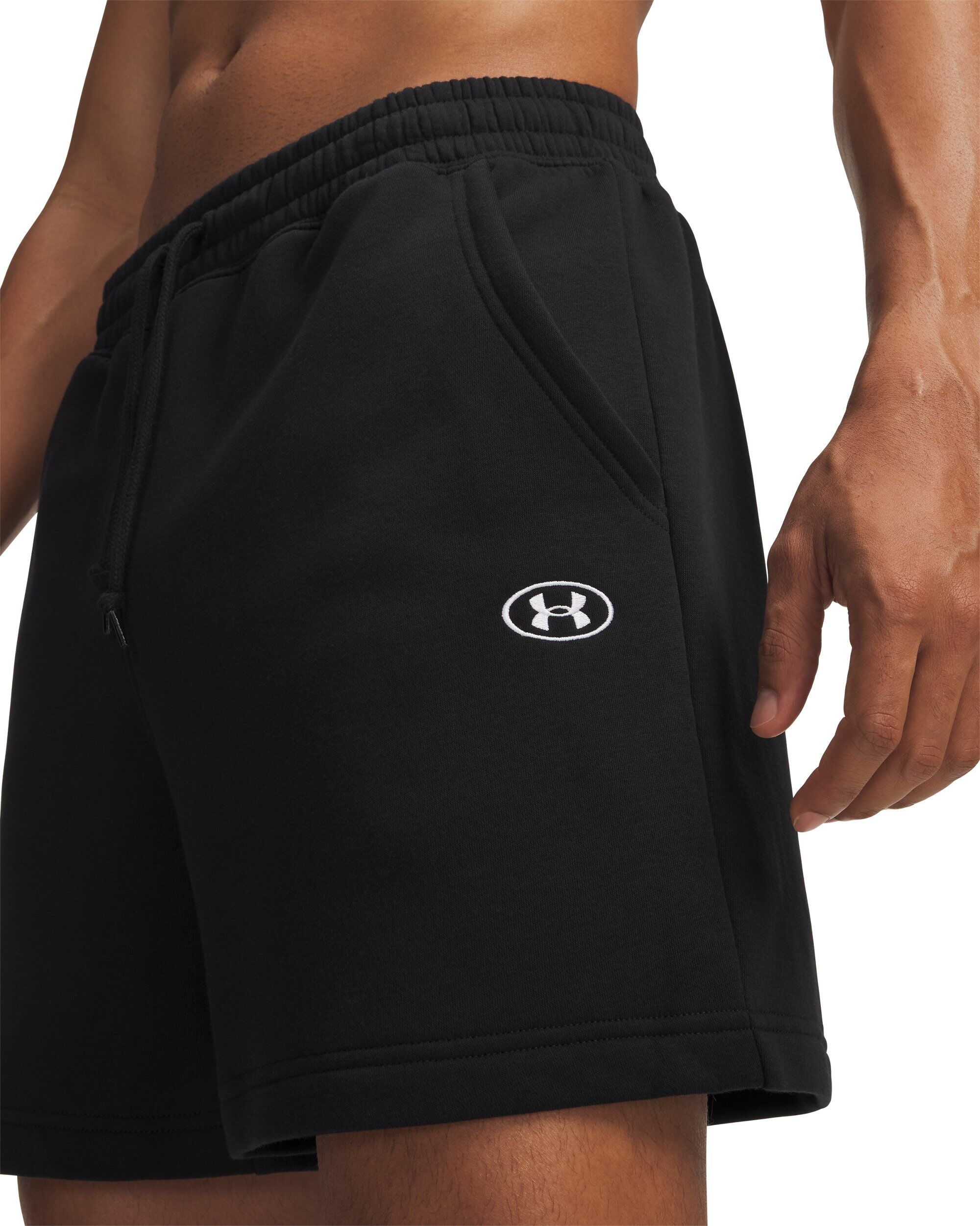 Sweatshorts UNDER ARMOUR "UA RIVAL FLC SHORTS", Herren, Gr. S, N-Gr, schwarz (ultimate schwarz, weiß), Obermaterial: 80% Baumwolle, 20% Polyester, Hosen Sweatshorts, für Sport und Freizeit, lockerer Schnitt, auch in grossen Grössen ultimate schwarz, weiß 