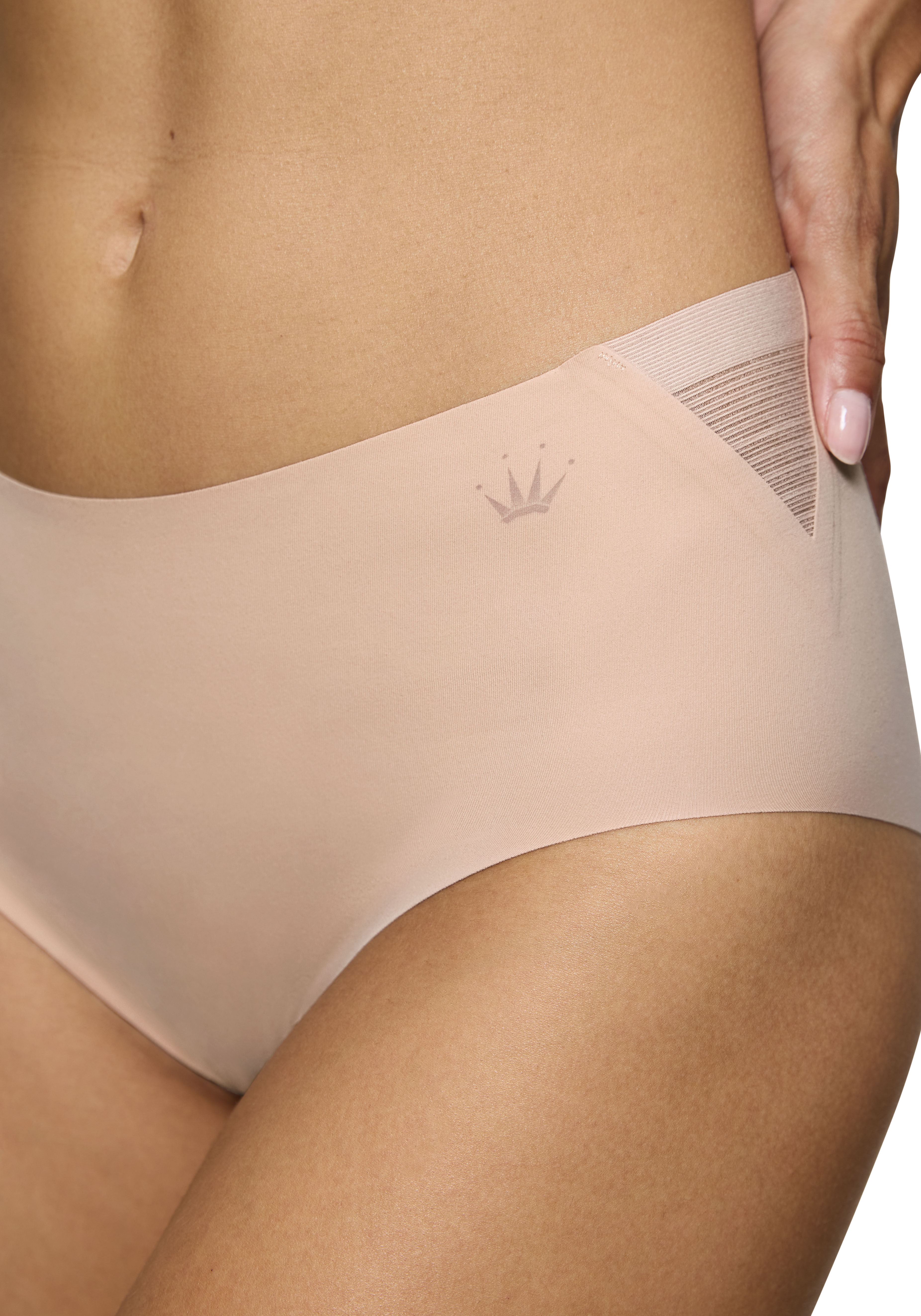Maxislip TRIUMPH "Flex Smart", Damen, Gr. XXS, Microtouch, beige (soft praline), Microtouch, Obermaterial: 69% Polyamid, 31% Elasthan, Unterhosen Maxislip, leicht, anschmiegsam, weich soft praline XXS, Microtouch