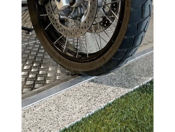 Bodenschwelle CasaNova, Biohort, silber, Aluminium