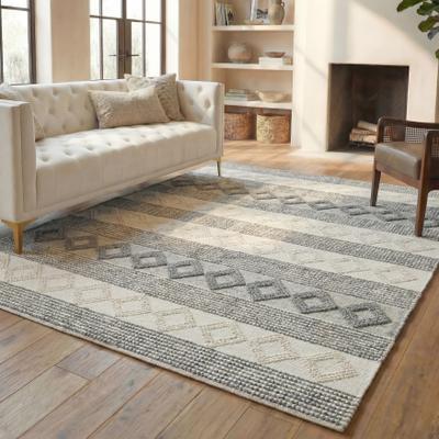 SAFAVIEH Handmade Natura Makpal Wool Rug