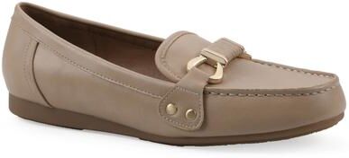 Women's Wayside Loafer by White Mountain in Sand Smooth (Size 7 1/2 M)