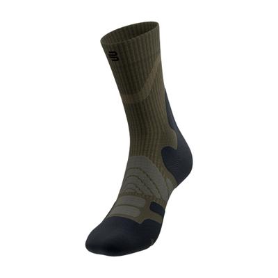 Sportsocken BAUERFEIND "Outdoor Merino Compression Socks", Herren, Gr. 46-49, Sockengröße, grün (moss grün), Polyamid, unifarben mit Farbeinsatz, normal, Socken Sportsocken, mit hohem Anteil an Merinowolle