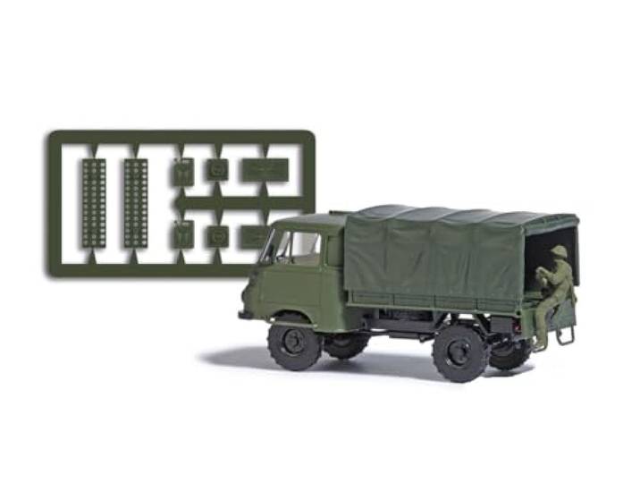 Busch - ROBUR MIT NVA-SOLDAT H0
