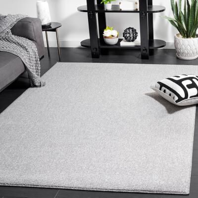 SAFAVIEH River Yuki Contemporary Solid Rug
