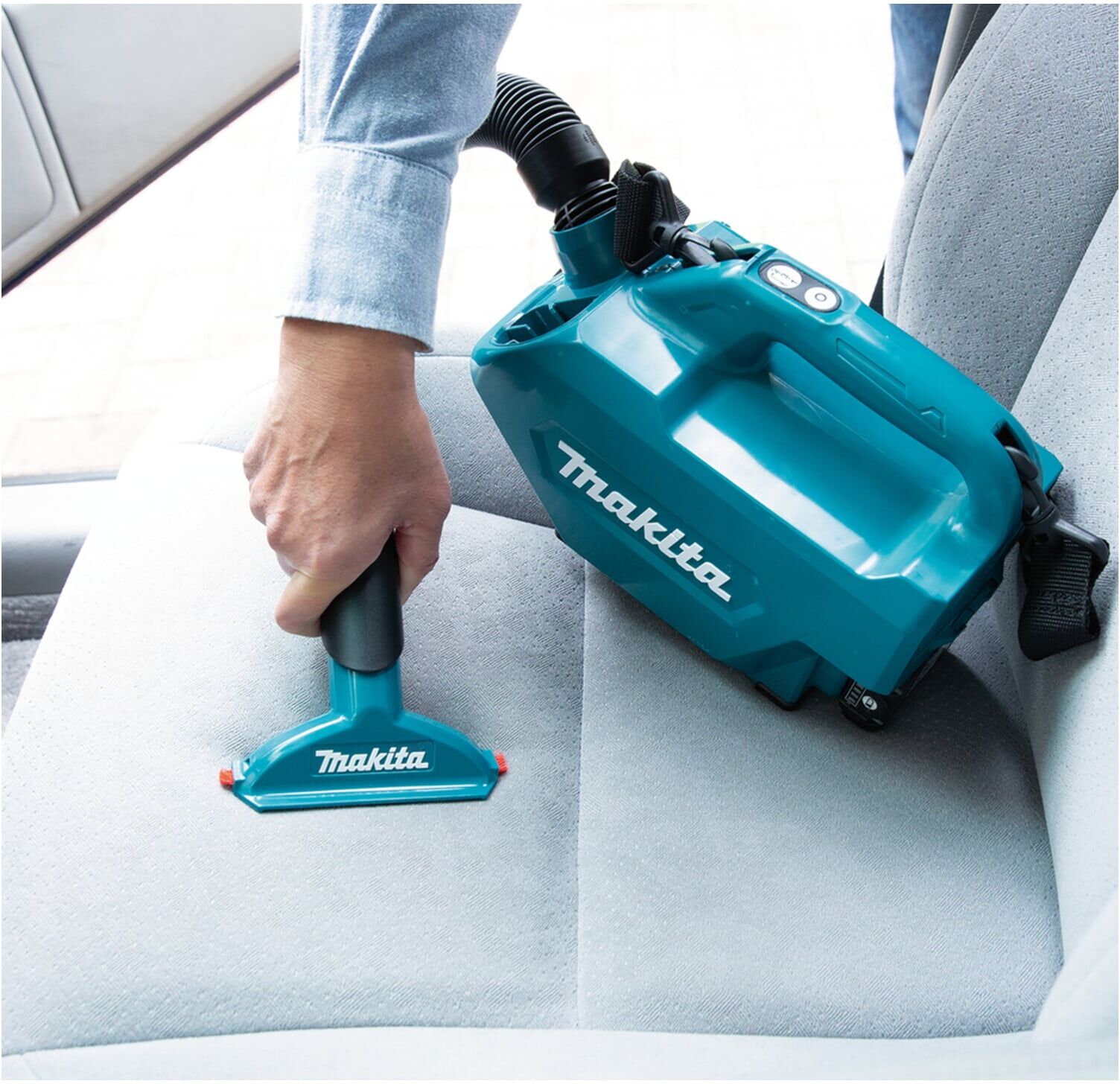 Makita Akku-Staubsauger 12 V max. (ohne Akku, ohne Ladegerät) CL121DZX)