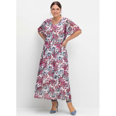 Abendkleid SHEEGO "Abendkleid", Damen, Gr. 50, Normalgrößen, lila (beere, gemustert), 100% Polyester, Futter:100% Polyester, geblümt, gemustert, mehrfarbig, lang, V-Ausschnitt, Kleider Abendkleid