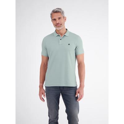 Poloshirt LERROS "Poloshirt mit COOL & DRY Funktion in Piqué-Qualität", Herren, Gr. S, misty blau, 60% Baumwolle, 40% Polyester, ohne Ausschnitt, Shirts, Atmungsaktiver Baumwollmix, Feine Piqué-Qualität, Zeitloser Polo-Style