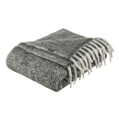 Wohndecke BRUNO BANANI "Lagan", grün (dunkelgrün), B:150cm L:200cm, Polyacryl, Polyester, Wohndecken, Wohndecke, Kuschelige Wohndecke mit Fransen, hochwertige Qualität, modern