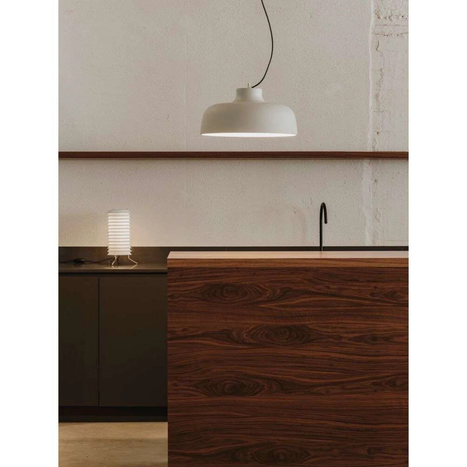Santa & Cole M68 hanglamp wit aluminium voor woonkamer en eetkamer