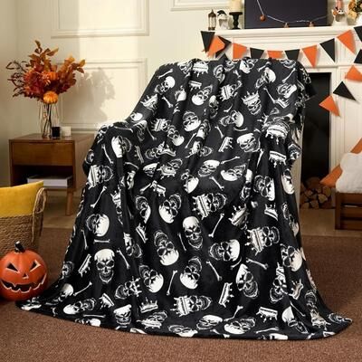 Uplift Picks Halloween Fleece Throw Blanket Black Bat Pumpkin Ghost Skull Design 02 70x100cm
