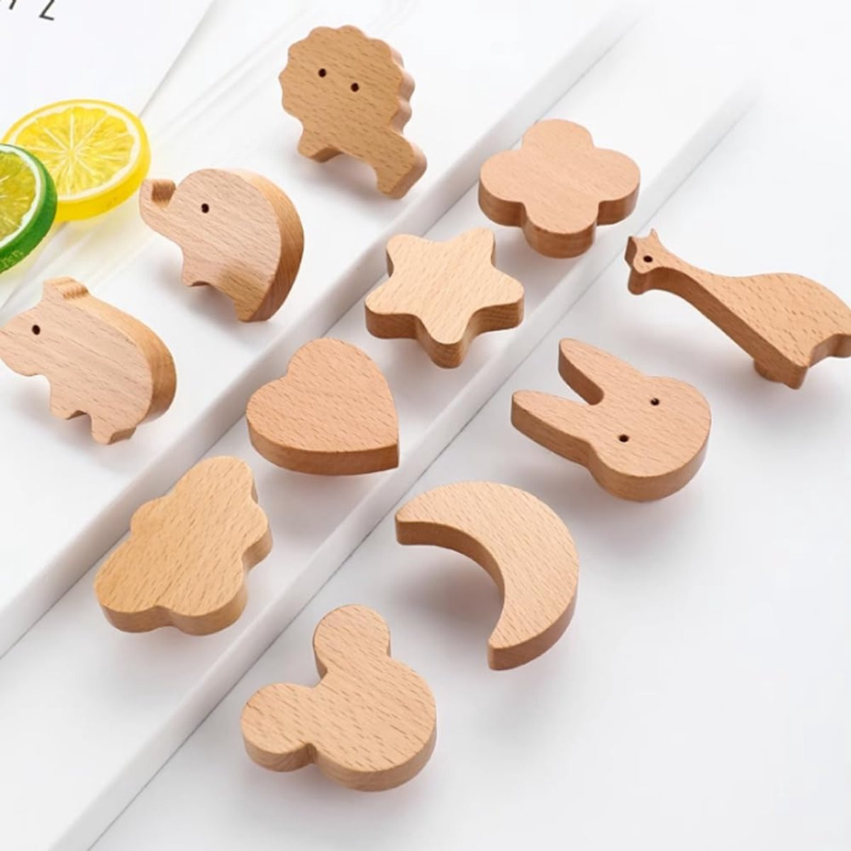 Houten meubelknoppen met decoratieve diermotieven - Ster - 6x6 cm