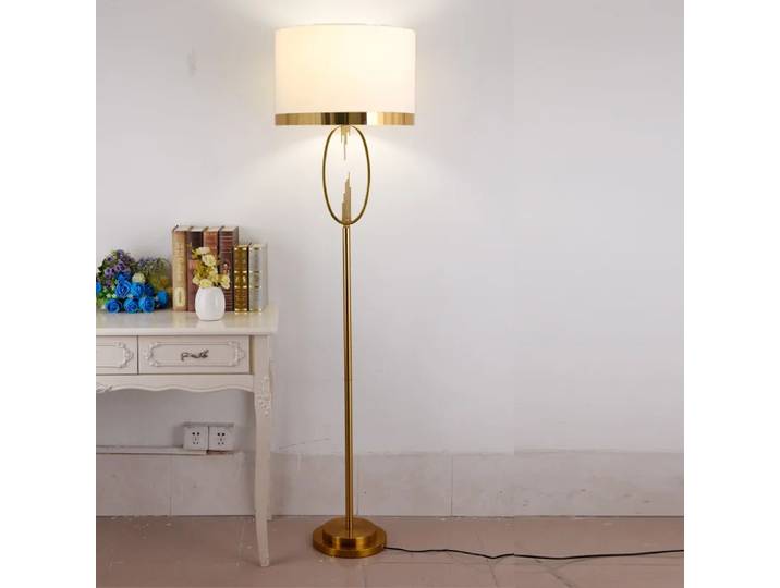 Lampe sur pied en métal nordique, design créatif, luxe léger, salon, lampe sur pied pour bureau, lampe de chevet, modèle moderne, décoration de pièce