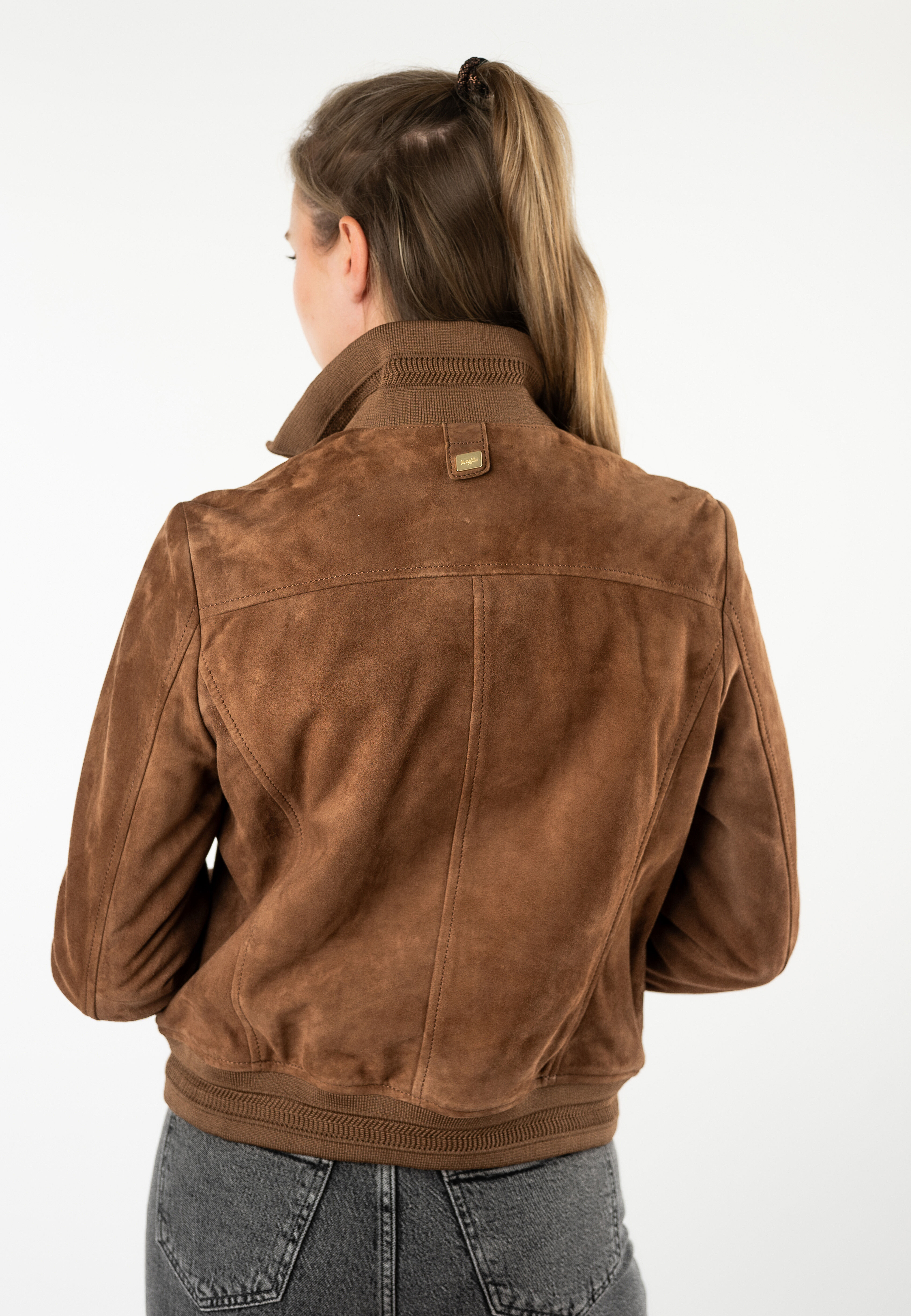 Lederjacke MAURITIUS "MWDarija", Damen, Gr. XXXL(46), braun (whiskey), Obermaterial: 100% Schafsleder. Bündchen: 95% Polyester, 5% Elasthan. Futter: 100% Polyester. Ärmelfutter: 100% Polyester, unifarben, regular fit hüftbedeckend, angesetztes Bündchen, J