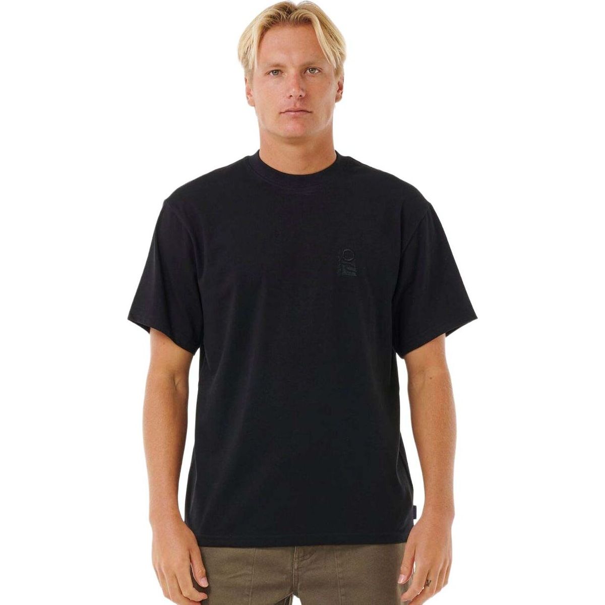 RipCurl Search Embroidery Tee black (0090) S 0JCMTE-0090-S