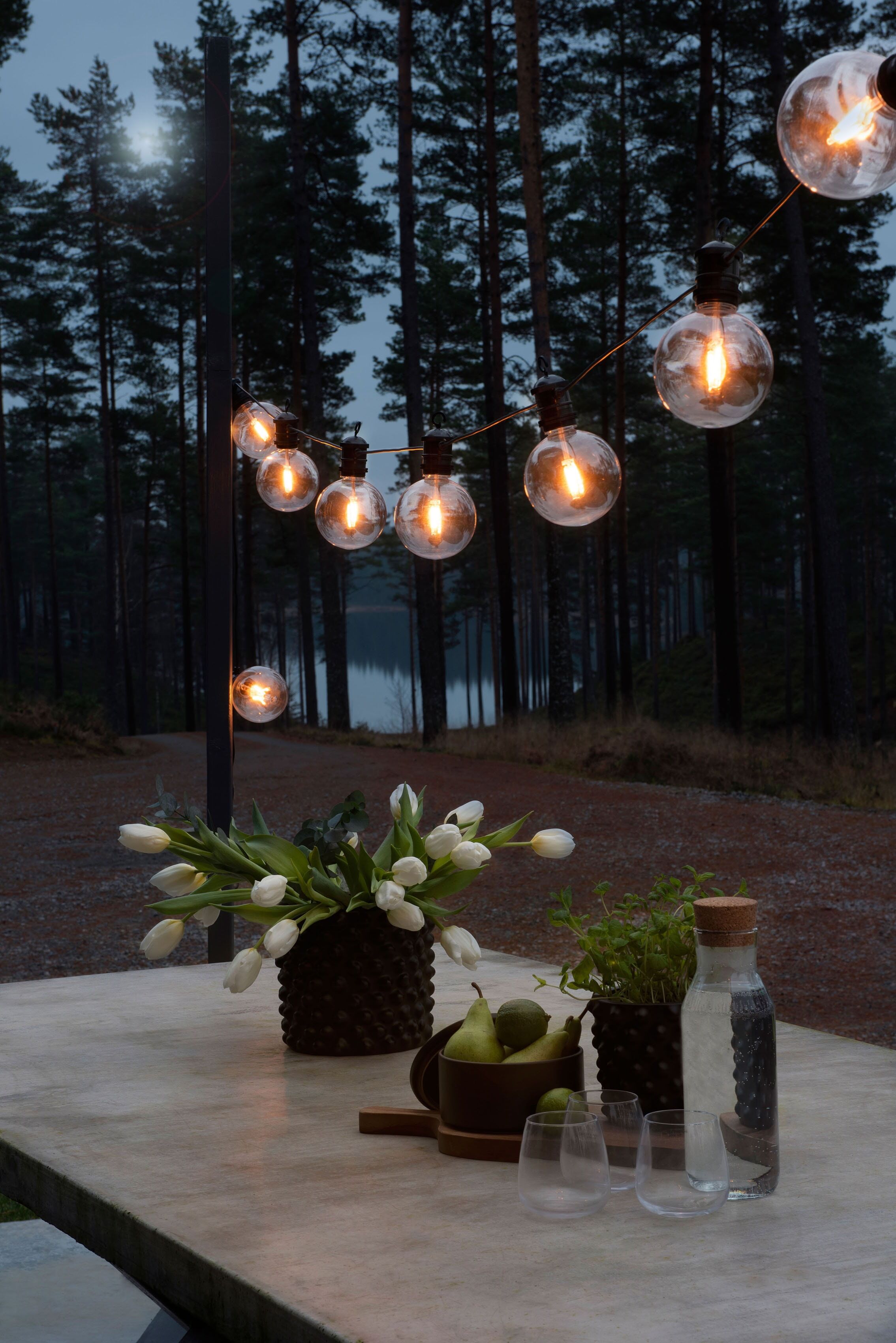 KONSTSMIDE LED-Lichterkette "Party-Lichterkette außen", Energieeffizienz: F, schwarz, Dioden 10 Stk. Flammen 10 Stk., Gesamtlänge 14,5m, Lichterketten, LED globe Party Lichterkette, retro Design, schwarz, 10 Dioden, LED-Lichterkette