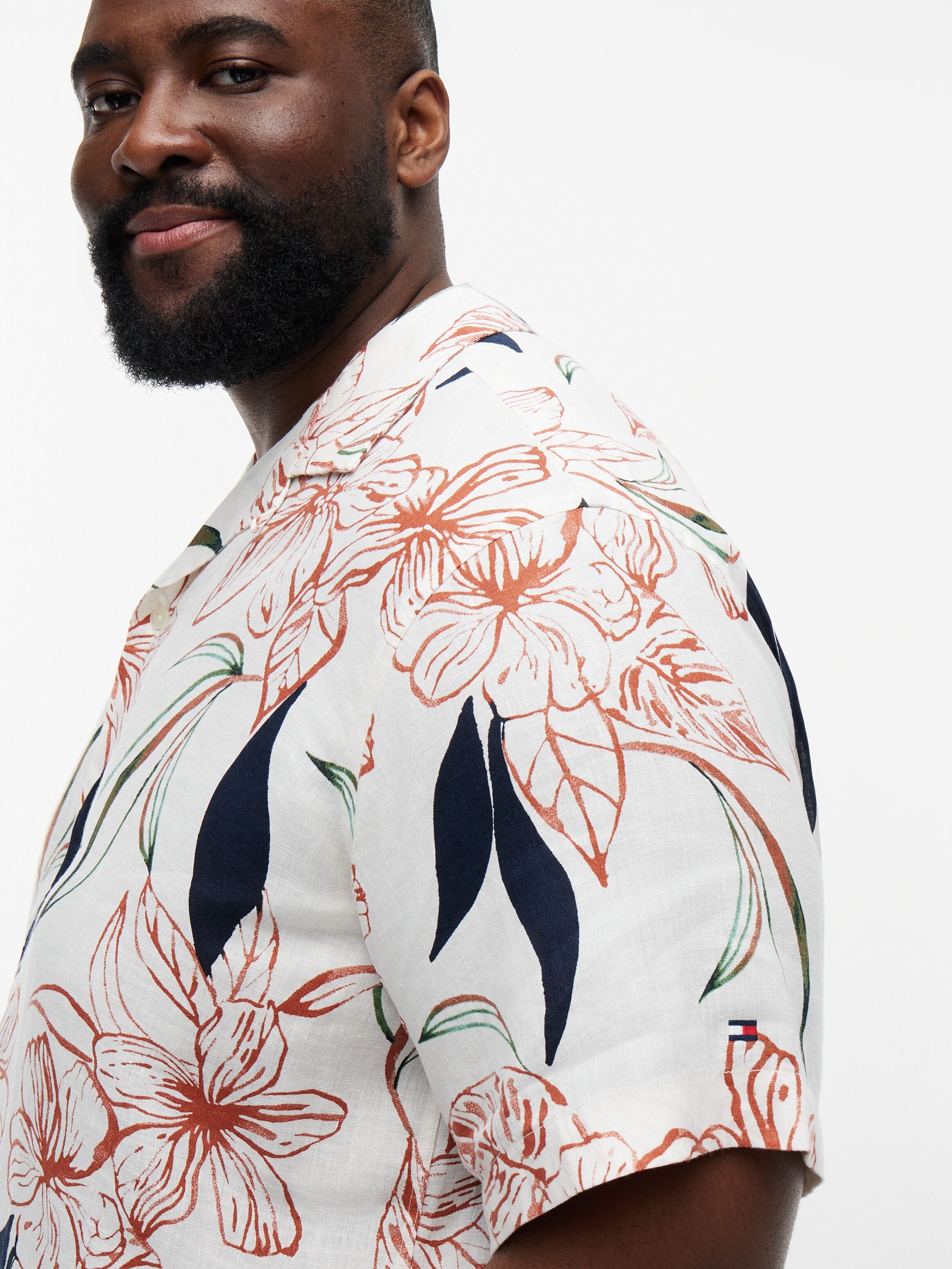 Leinenhemd "BT-LINEN RESORT PRINT REGULAR FIT", Herren, Gr. XXXL (60/62), N-Gr, bunt (ivory petal, allover), Web, Obermaterial: 100% Leinen, TOMMY HILFIGER BIG & TALL, regular fit normal, Hemden Leinenhemd, mit Tropen-Print, Grosse Grössen ivory petal, al