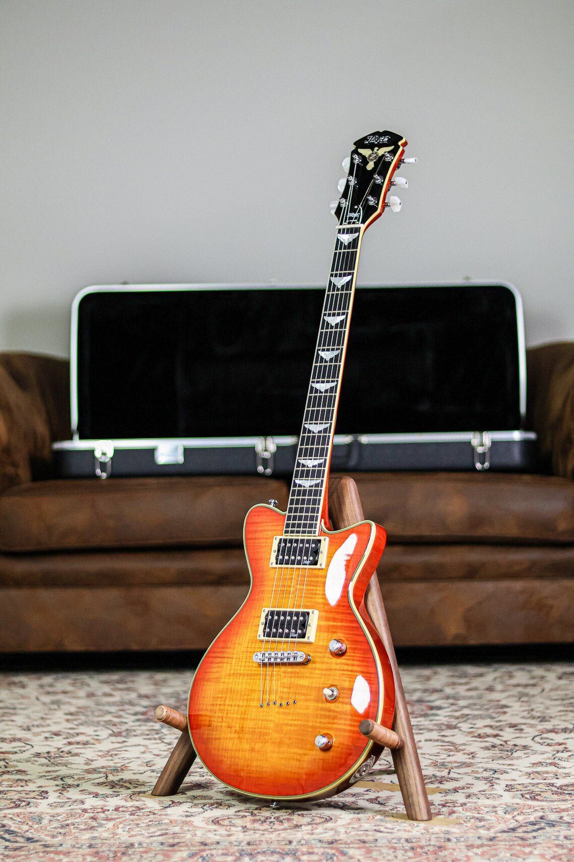 Hoyer Stern Prestige 2010   Cherry Sunburst   Cherry Sunburst - Refurbished