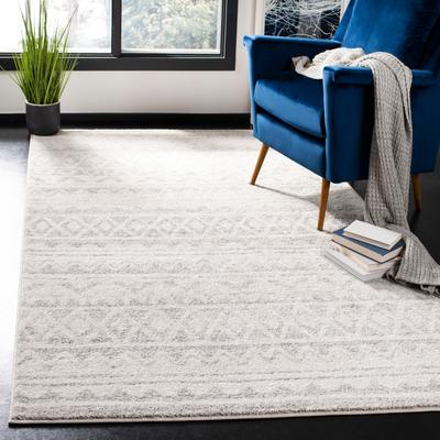 SAFAVIEH Adirondack Mina Moroccan Boho Rug