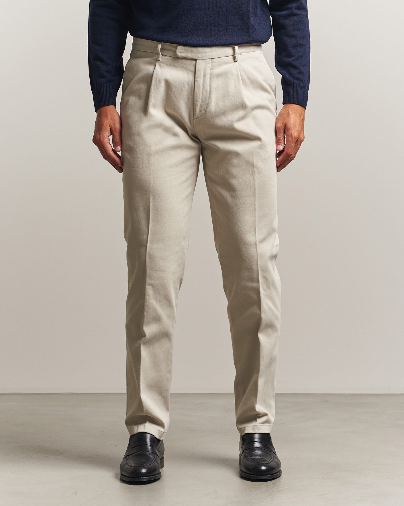 Boglioli Pleated Cotton Twill Chinos Light Beige men 52 Beige