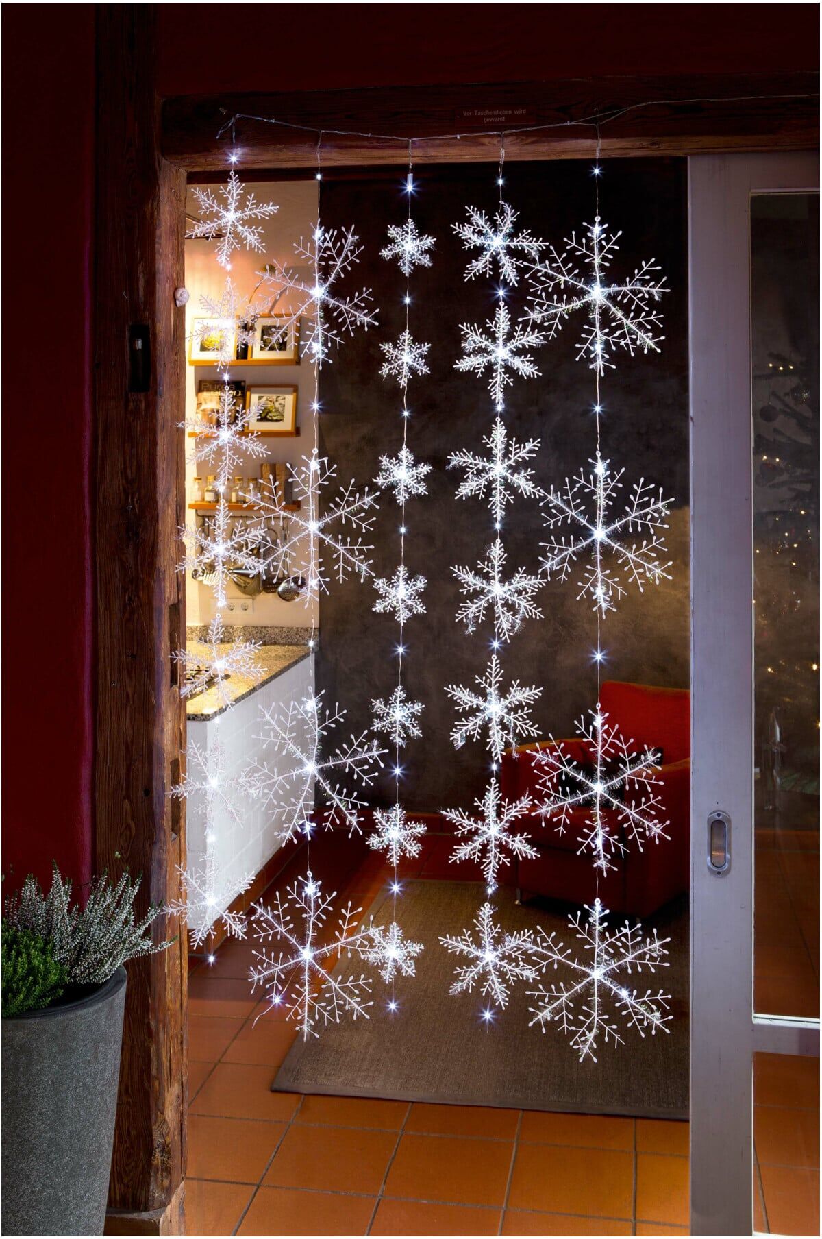 Hellum LED-Schneeflocken-Vorhang H 1,5m 75 LED warm-weiß (577808)