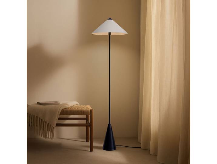 Norvik Stehlampe, Höhe 150 cm, schwarz/grau, Metall - Lindby - Wohnzimmer - Modern