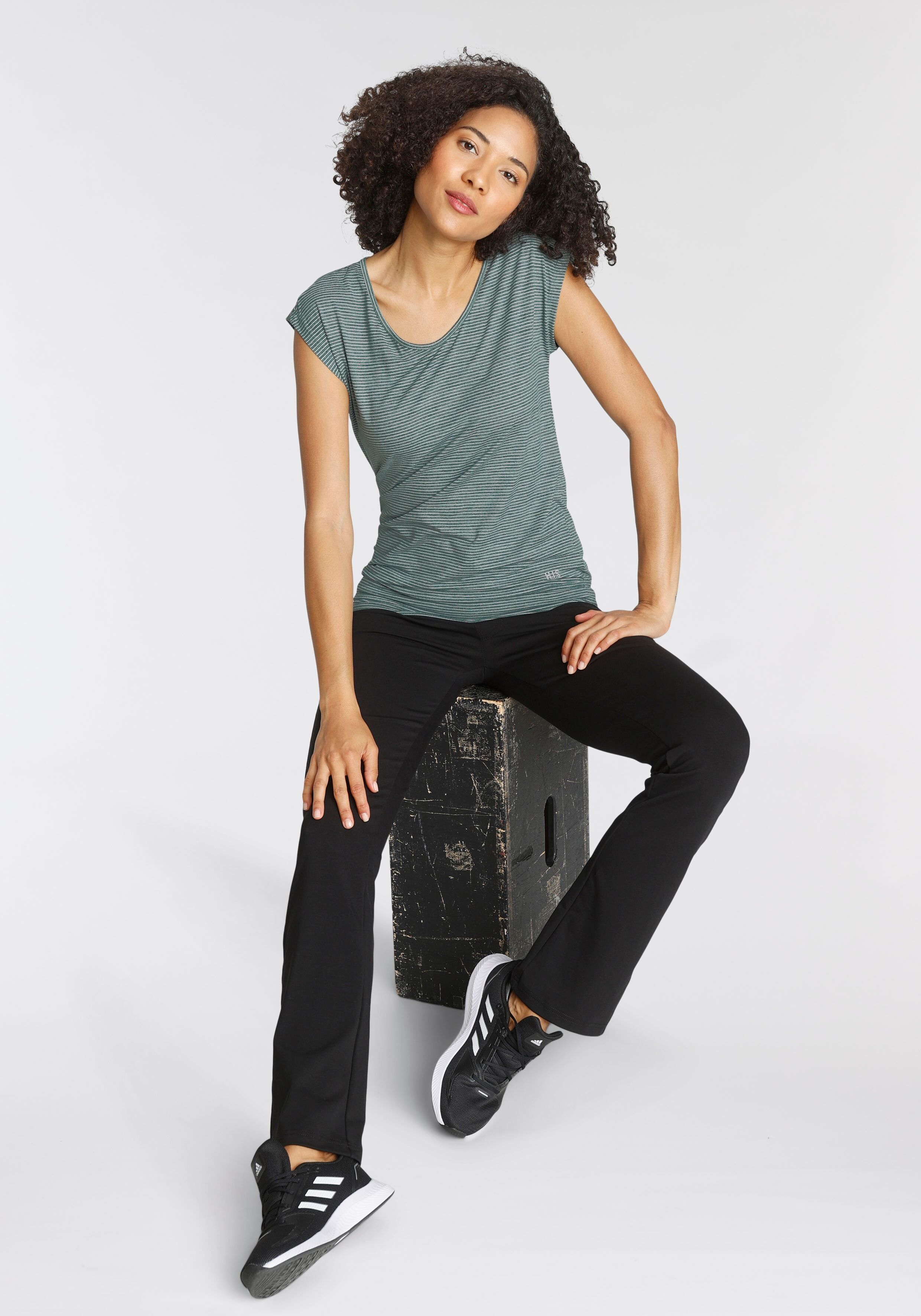 Leggings H.I.S, Damen, Gr. 18, K + L Gr, schwarz (k schwarz), Obermaterial: 90% Baumwolle, 10% Elasthan, unifarben, schmal lang, Hosen Leggings, Elastischer Baumwollmix für bequeme Passform k schwarz 18, K + L Gr