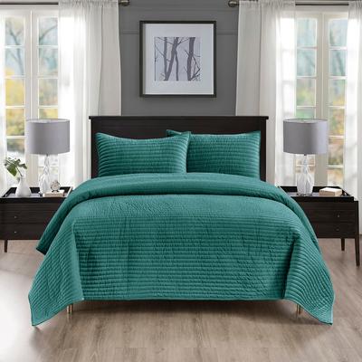 Pointehaven Heavy-Weight Oversized Channel Design Velvet Quilt Sets