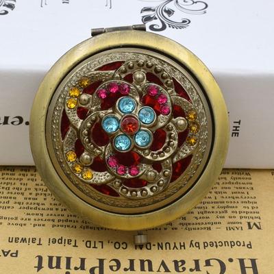 Fusion Finds Vintage Floral Pocket Makeup Mirror Compact Folding Double Sided Travel Mirror bronze