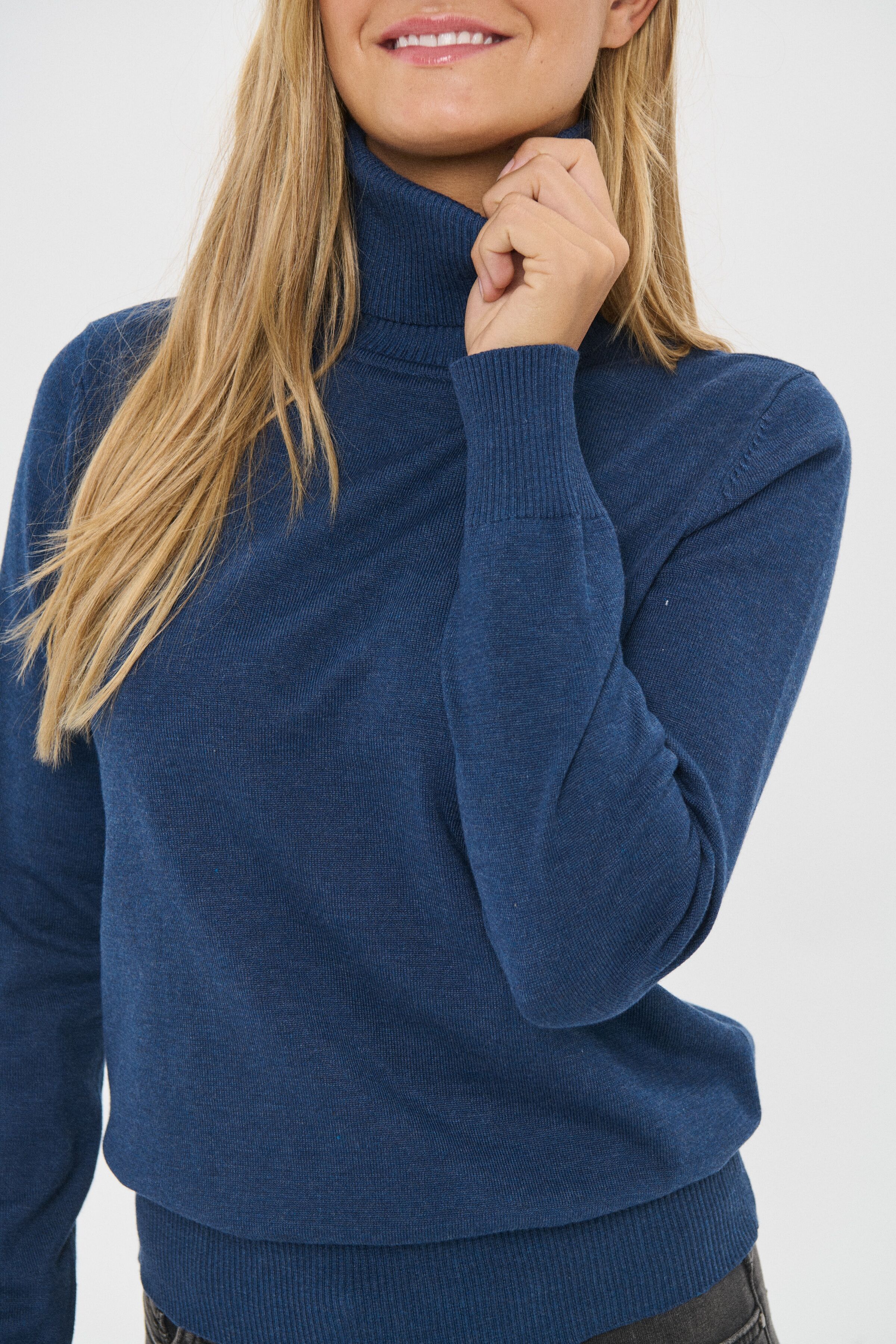 Saint Tropez "J2046, MilaSZ Rollneck" Viskosemischung, Classic fit pageant blau melange XS