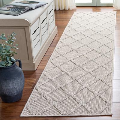 SAFAVIEH Highland Inesa Trellis Rug