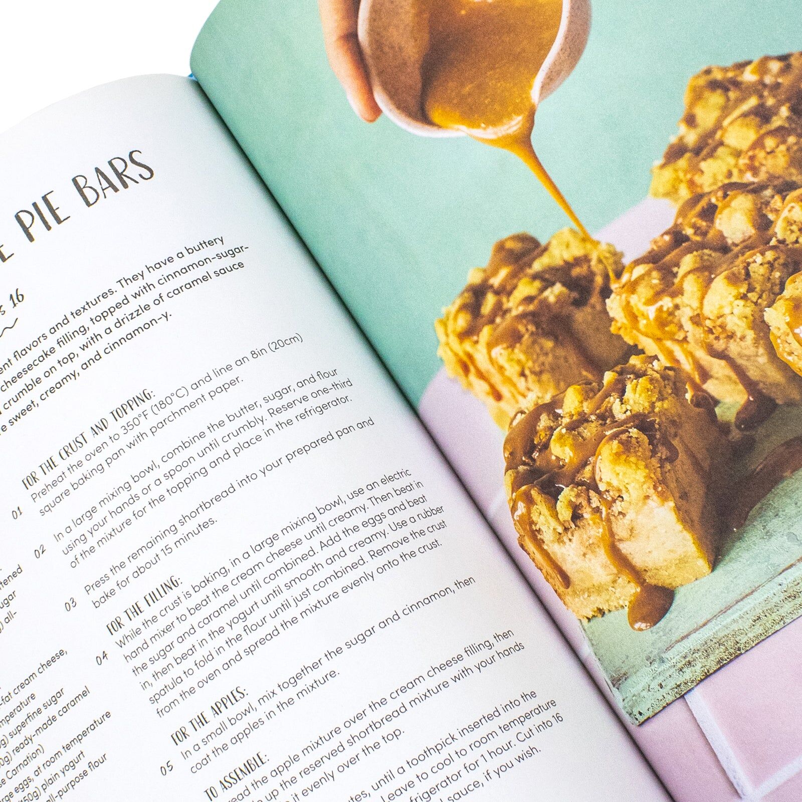 Ebury Press Fitwaffle's Baked In One: 100 one-tin cakes, bakes and desserts from the social media sensation - THE SUNDAY TIMES BESTSELLER