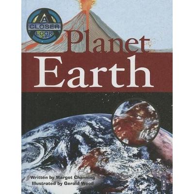 Planet Earth, Gebundene Ausgabe von Margot Channing, Book House, 978-1-904642-69-5
