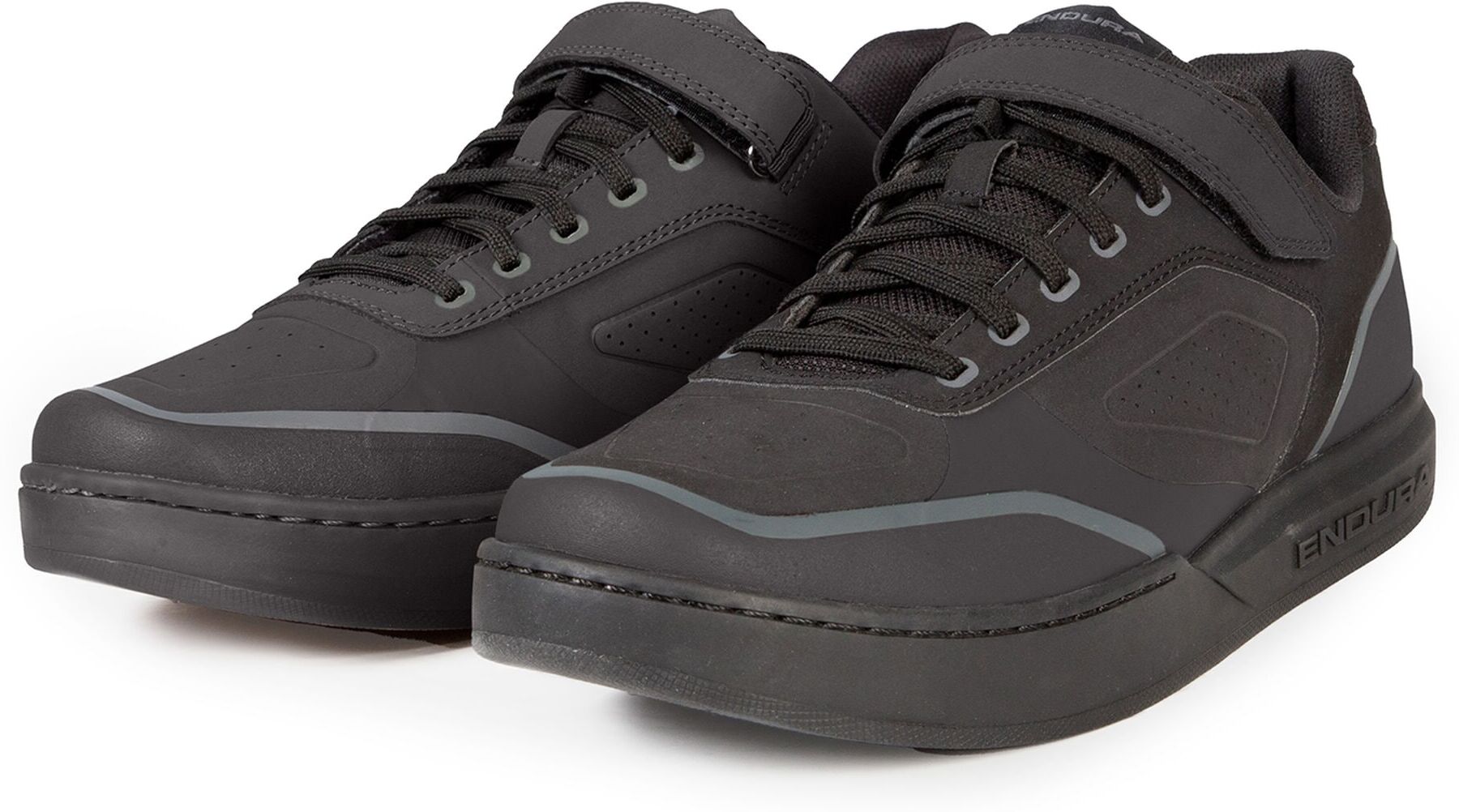 Sneaker ENDURA "Endura Schuhe", Herren, Gr. 45, schwarz, Sportlich, Schuhe Sneaker, mit perforierten Stoffbahnen