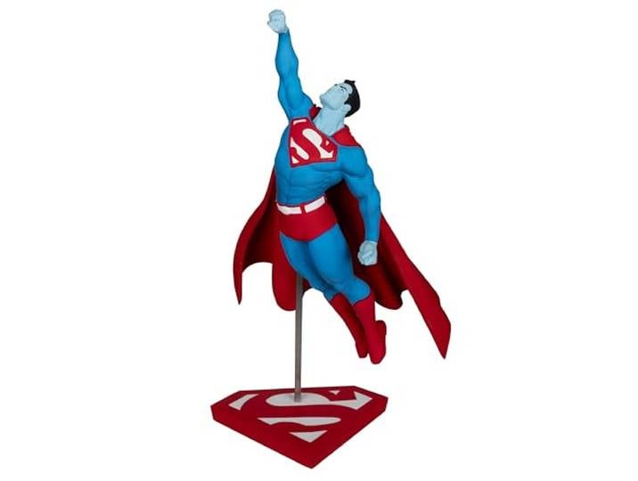 DC Direct Statue 1/10 Superman Red and Blue: Superman by Gary Frank Limited Edition 26 cm