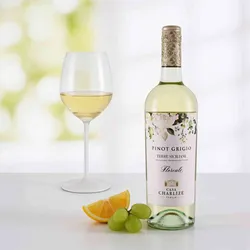 Casa Charlize Pinot Grigio Floreale Terre Siciliane 2025 - Weißwein halbtrocken - Sizilien, Italien