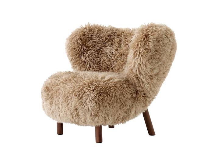 &Tradition Little Petra VB1 Sessel Walnuss geölt-Sheepskin honey