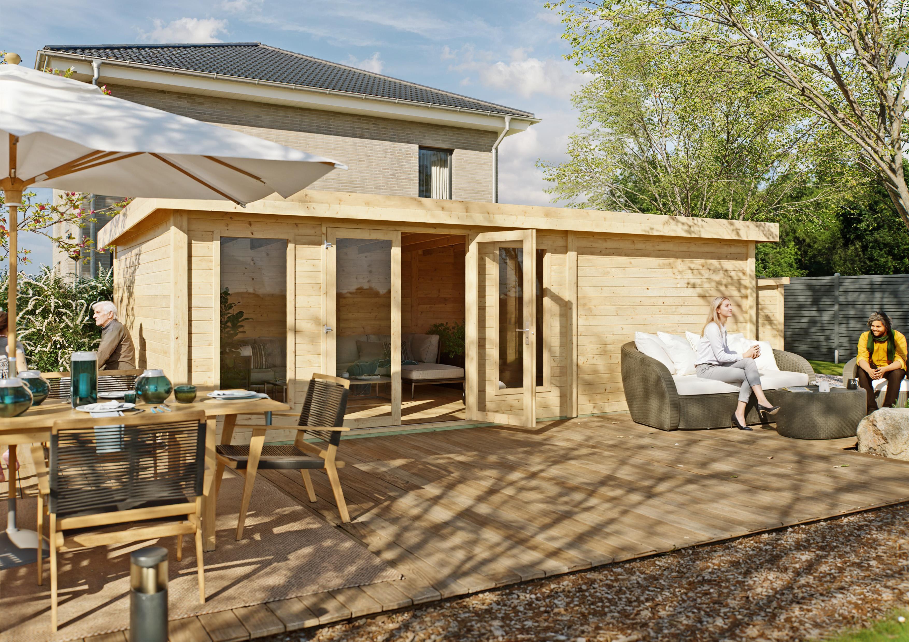 Gartenhaus Boston Flachdach 7,40 m x 4,00 m mit 44 mm Wandstärke und extra hohen Türen